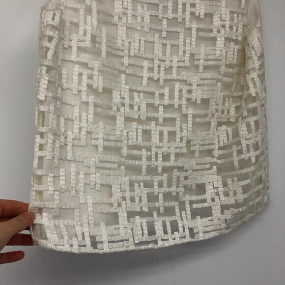 ALEXIS white on white lace  basket weave pattern V neck crop top lined SP - Picture 5 of 15